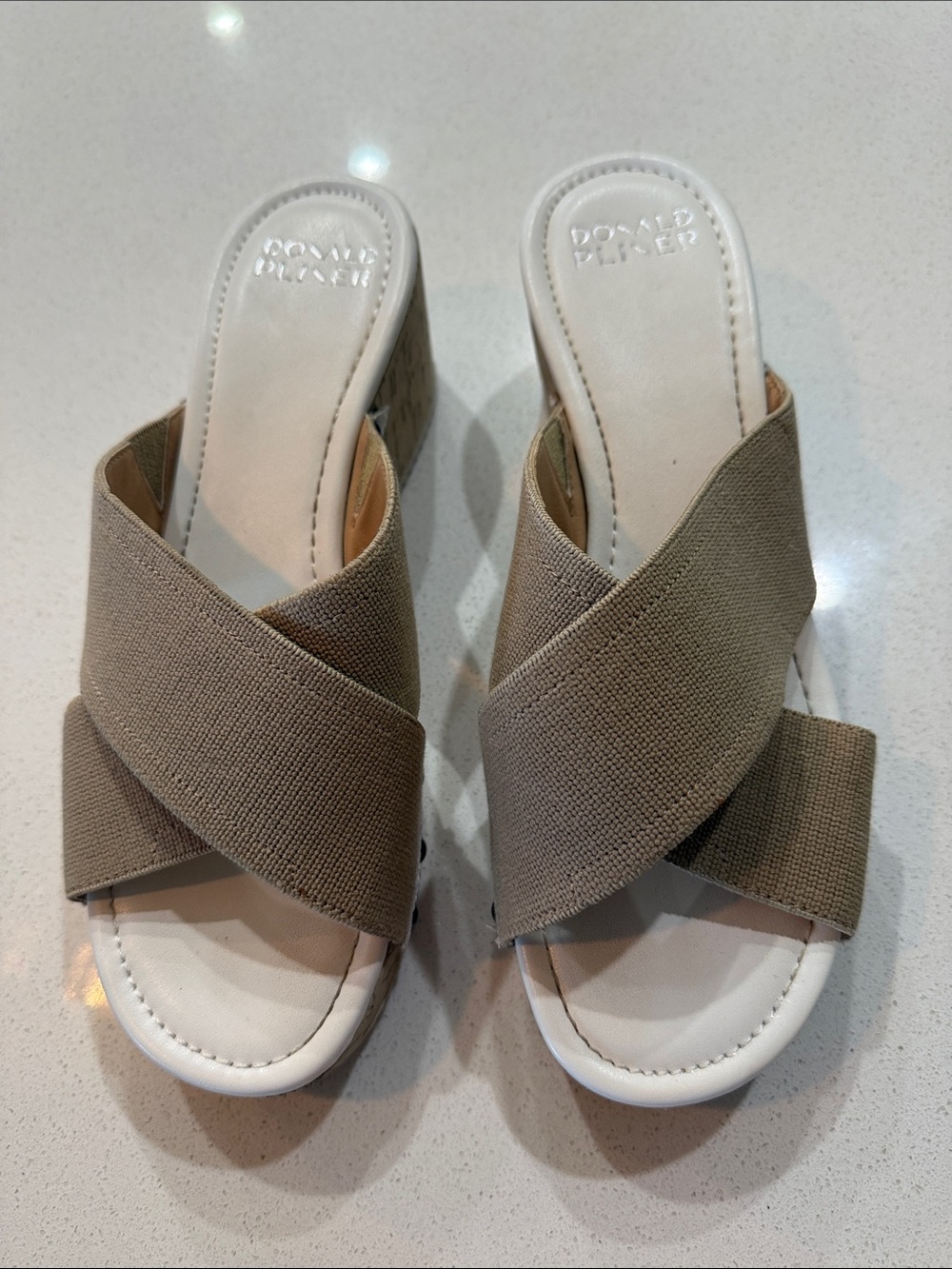 Donald J. Pliner Sumera Natural Slide Sandals Size 9